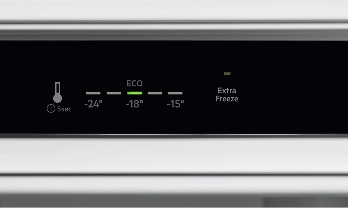 Electrolux EUN7NE18S zamrażarka pionowa do zabudowy, seria 700 No Frost, 212 l (700 cm³), wysokość 177,2 cm, klasa energetyczna E, funkcja FastFreeze i alarm drzwi